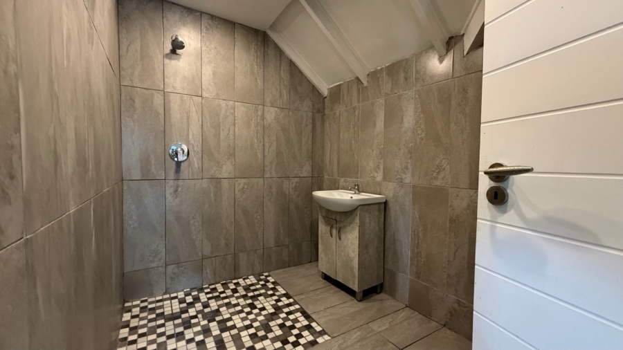6 Bedroom Property for Sale in Fernwood Western Cape